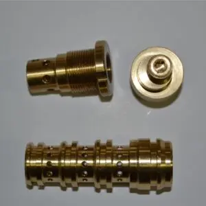 Piezas fabricadas en latón