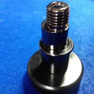 Pieza excéntrica de latón cromado